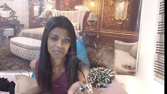 IndianSilkySpice webcam