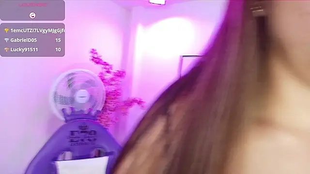 Ema_louis_ webcam