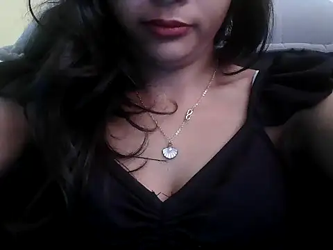 SONIYA_37 webcam