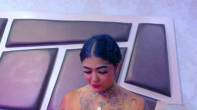 EmilieLake webcam