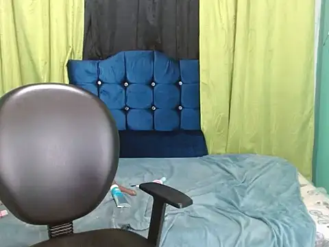 Violettadreams webcam