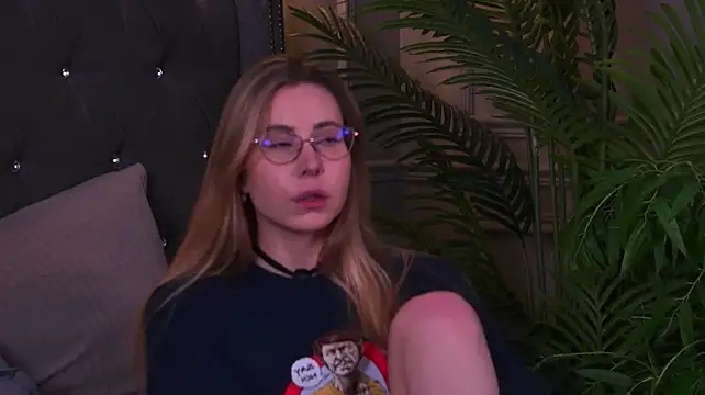 -SaraBlack- webcam