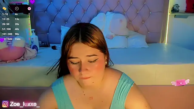 Zoe_Luxxe_ webcam