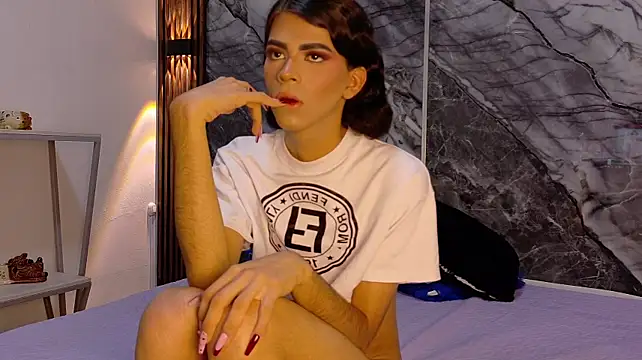 Mia_Collins7 webcam