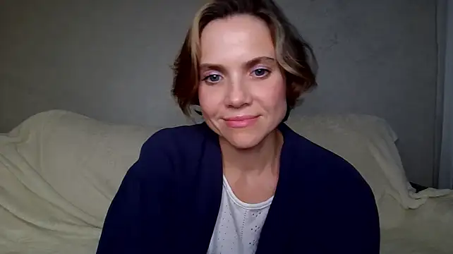 NatalieMoses webcam