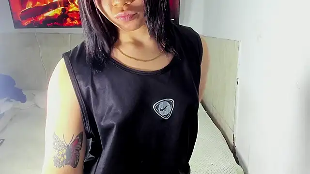 Tink_kermellx webcam