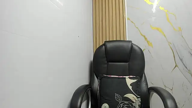 RoxanaSiranohh webcam