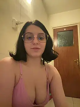 Alicexxvip webcam