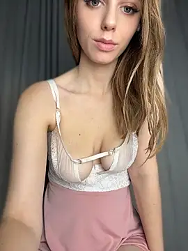 AnikaBest webcam