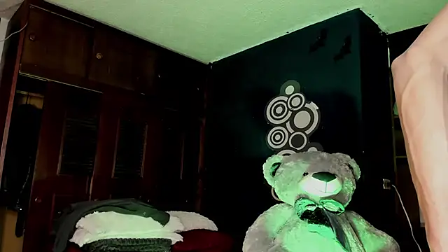 Teo_skinny webcam