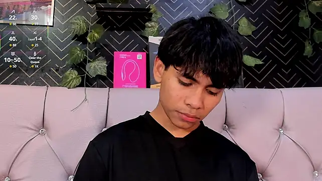 Ethan_Westt webcam