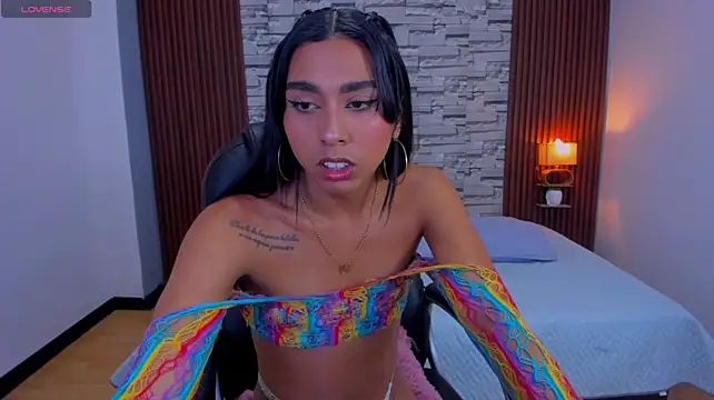Violet_Moon20 webcam