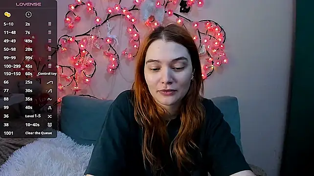 Ungoliant_Kiss webcam