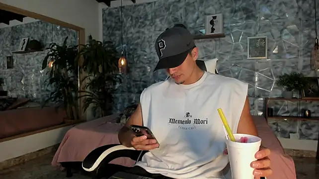 elliot_colton webcam