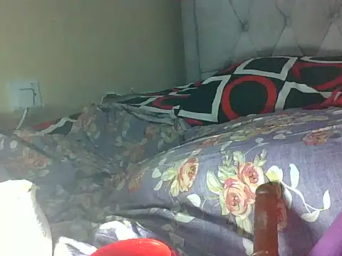 sweet_iddah webcam