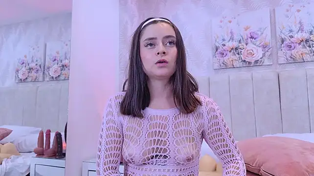 Carrie_GB webcam