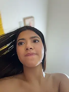 GoodGirlGoneBack webcam