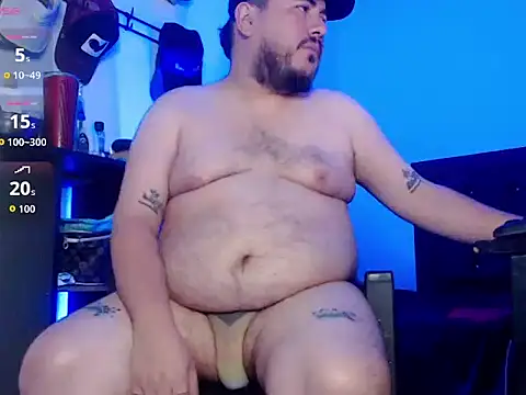 sebastianbigxxx live cam on StripChat