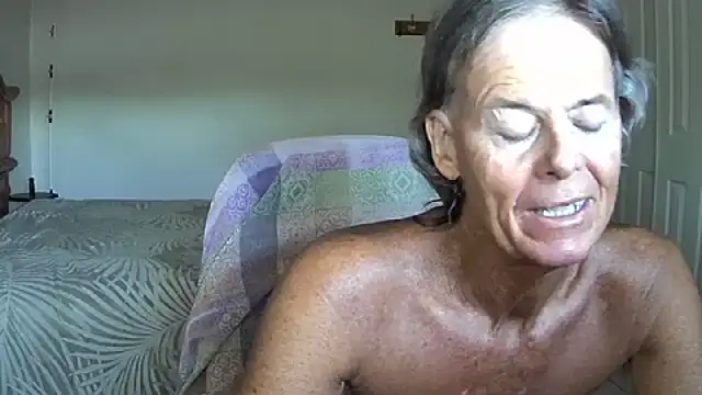 nakeedcowboi65 webcam