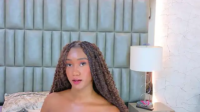 TylaWest webcam