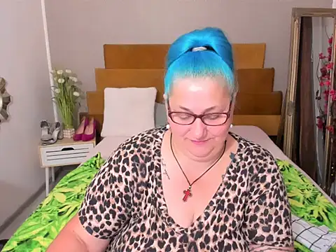 Sugarmommy_69X webcam