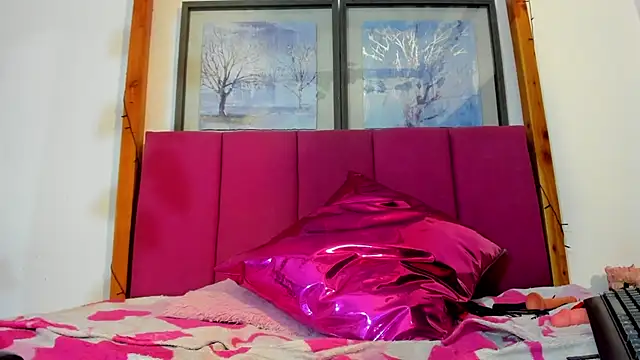 Lux_Royse webcam