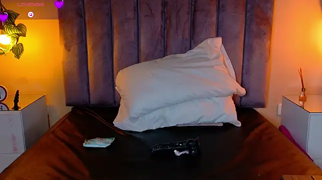 AliceeJoness_ webcam