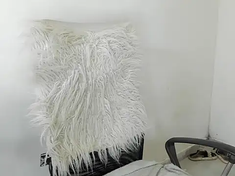 sarahlovexxv webcam