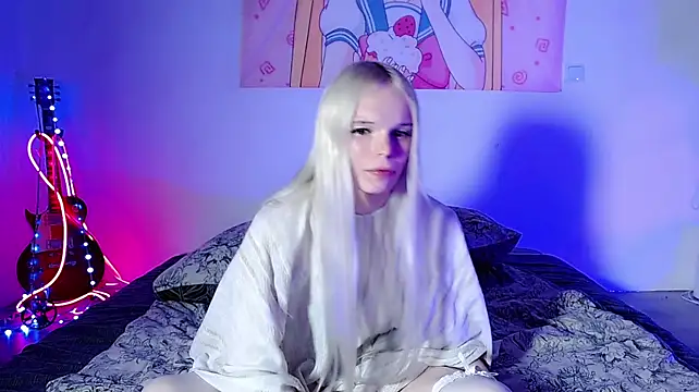 Emily_Nyaffee webcam