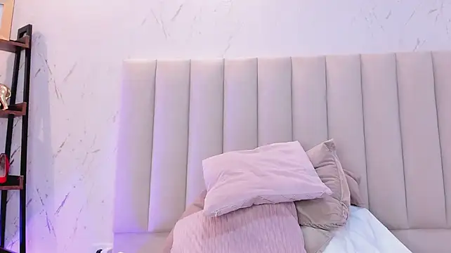 ViolettaRousee_ webcam