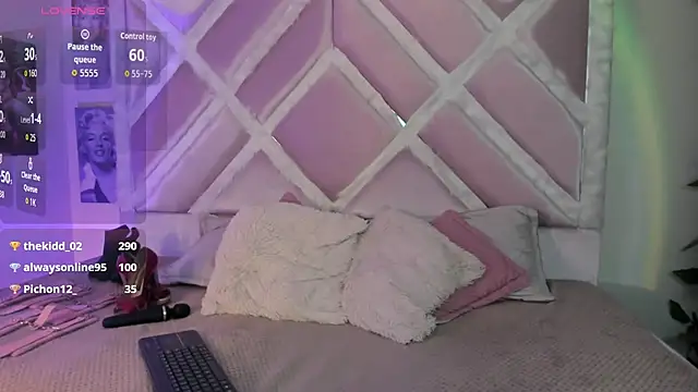 zoe_669 webcam