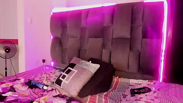 NicolCastillo19 webcam