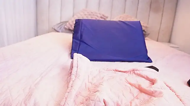 kata_hazel webcam