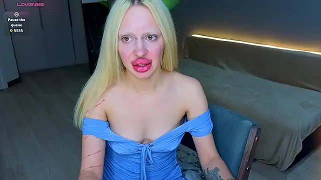 Luna_Beverly webcam