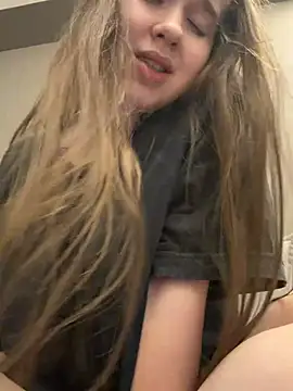 HornyGirlH webcam