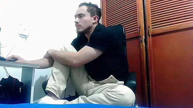 TouchDaddy4 webcam