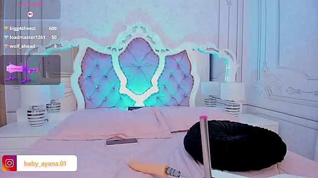 Baby_ayana_ webcam
