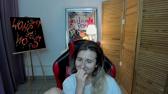 CamillaDreamer webcam