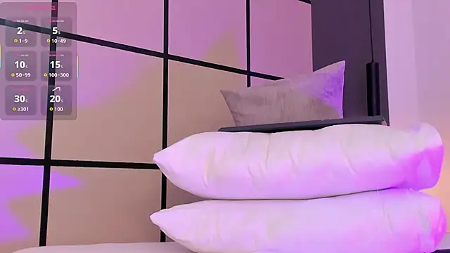 mia_collins96 webcam