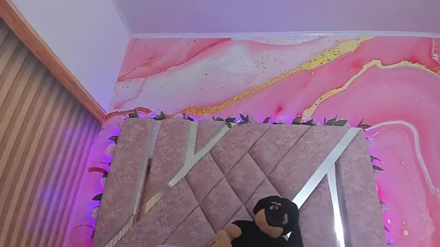 emily_velvet__ webcam