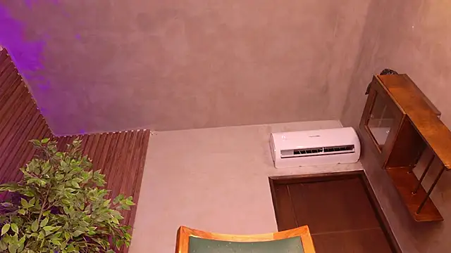 mollyjackson_ webcam
