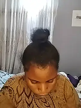 JuicyHoney_01 webcam