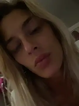 Bellalolahot live sex cam