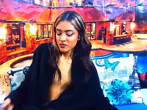 IndianPretty14u2Luv webcam