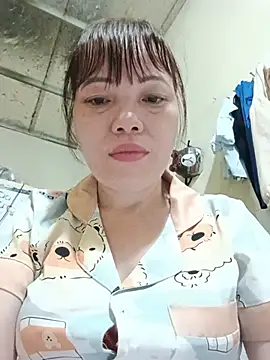 Sana-vn live cam on StripChat