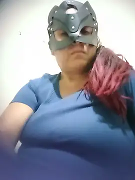 Saramilf36 webcam