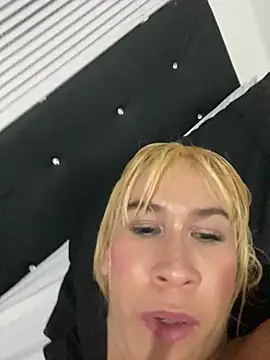Astrid_Porno webcam