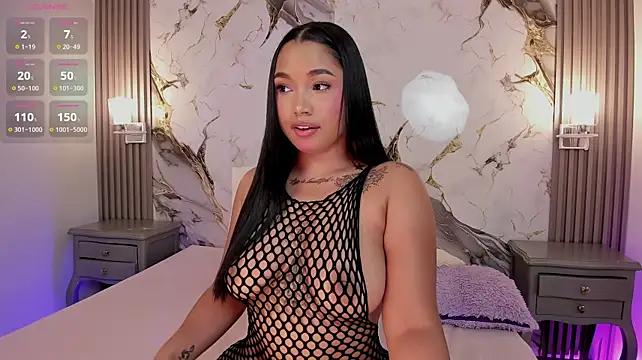 TianaaJackson webcam