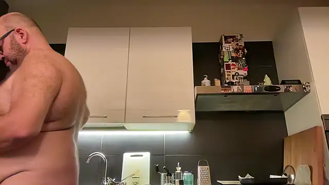 theitalianbear webcam