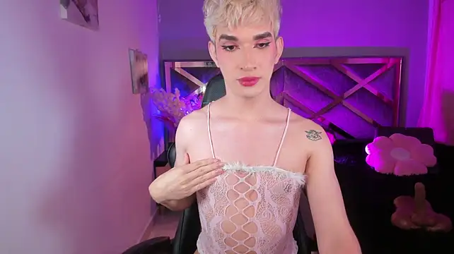 Cherry_zayden_ webcam